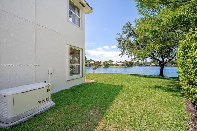 12655 NW 18th Mnr, Pembroke Pines, FL 33028