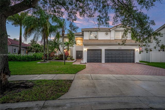 12655 NW 18th Mnr, Pembroke Pines, FL 33028