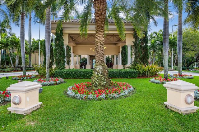12655 NW 18th Mnr, Pembroke Pines, FL 33028