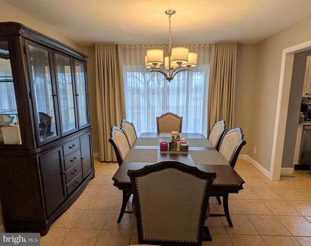 510 HENRY DR, Millville, NJ 08332