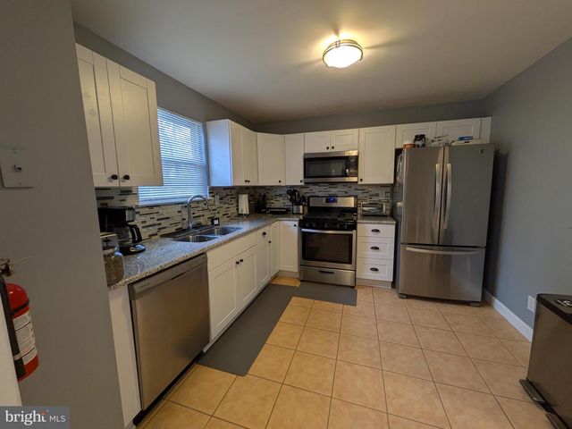 510 HENRY DR, Millville, NJ 08332