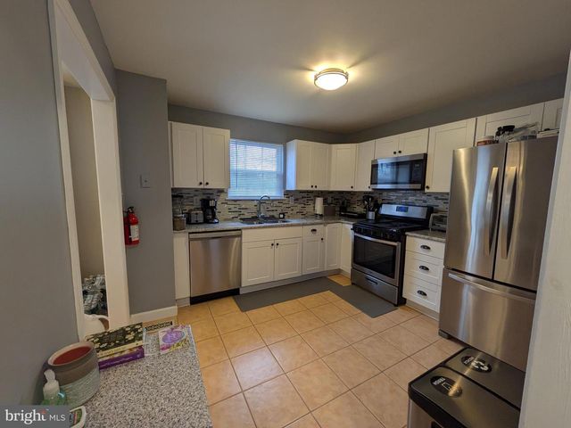 510 HENRY DR, Millville, NJ 08332