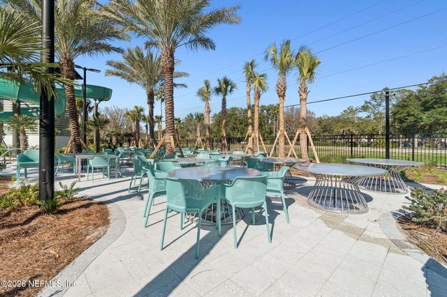 985 BLACKBERRY Lane, St. Johns, FL 32259