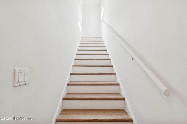 985 BLACKBERRY Lane, St. Johns, FL 32259