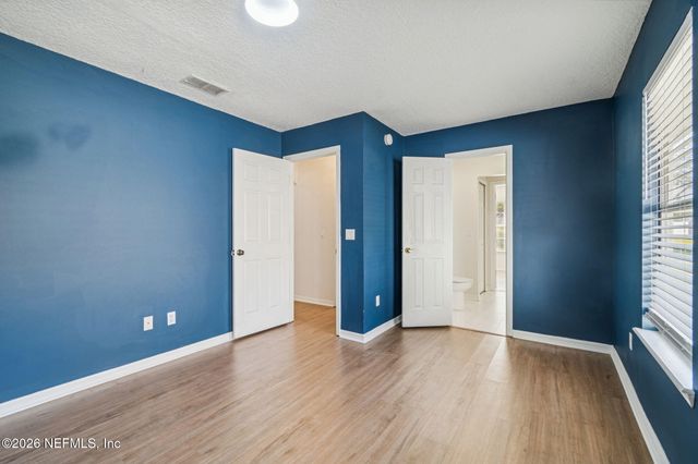 985 BLACKBERRY Lane, St. Johns, FL 32259