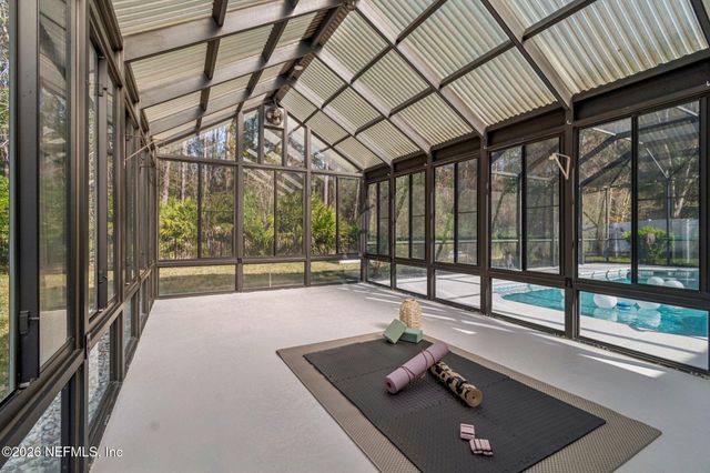 985 BLACKBERRY Lane, St. Johns, FL 32259