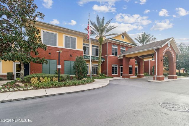 985 BLACKBERRY Lane, St. Johns, FL 32259