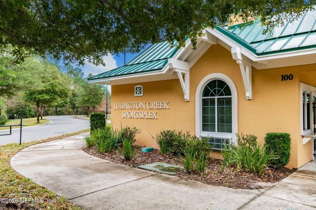 985 BLACKBERRY Lane, St. Johns, FL 32259