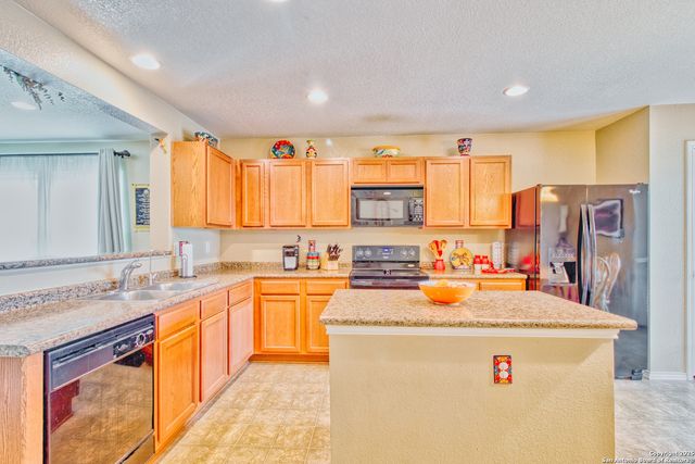 9951 Carswell Peak, San Antonio, TX 78245