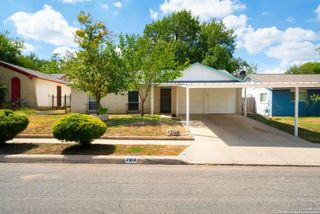 7614 Meadow Green, San Antonio, TX 78251