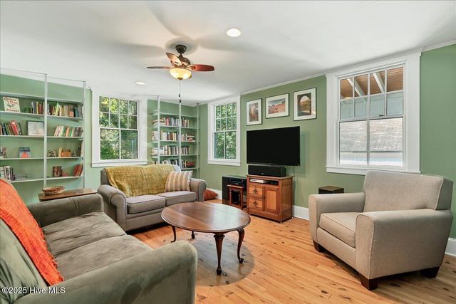 260 N Ridge Street, Southern Pines, NC 28387