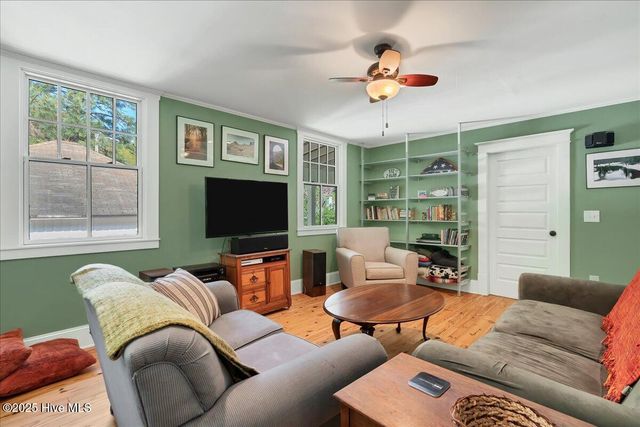 260 N Ridge Street, Southern Pines, NC 28387
