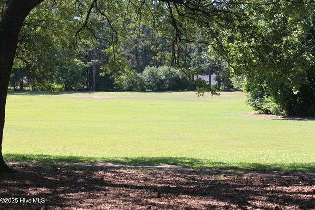 260 N Ridge Street, Southern Pines, NC 28387