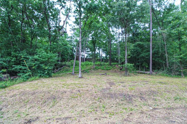 299 Hideaway Drive, Livingston, TX 77351