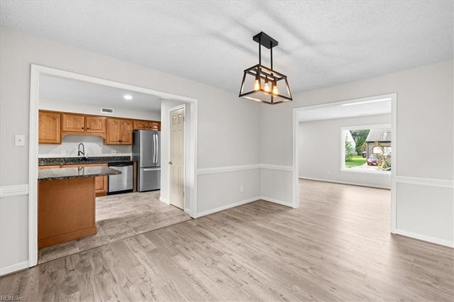 4224 Spruce Knob RD, Virginia Beach, VA 23456