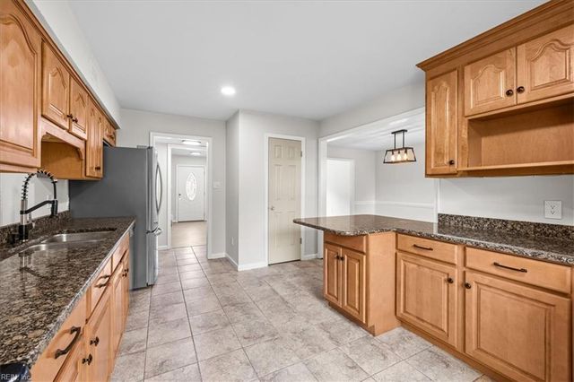 4224 Spruce Knob RD, Virginia Beach, VA 23456