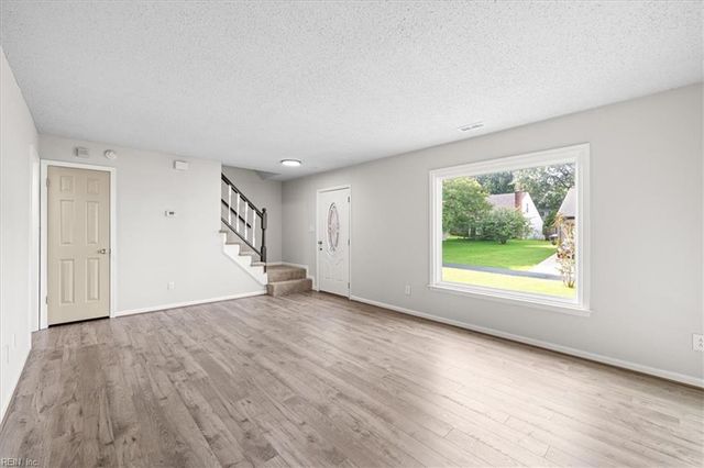 4224 Spruce Knob RD, Virginia Beach, VA 23456