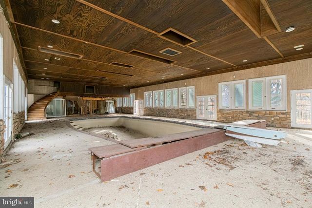 17211 QUEEN ANNE BRIDGE RD, Bowie, MD 20716