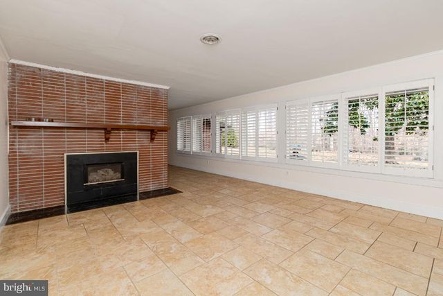 17211 QUEEN ANNE BRIDGE RD, Bowie, MD 20716