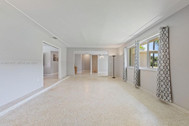 81 NW 18th St, Homestead, FL 33030