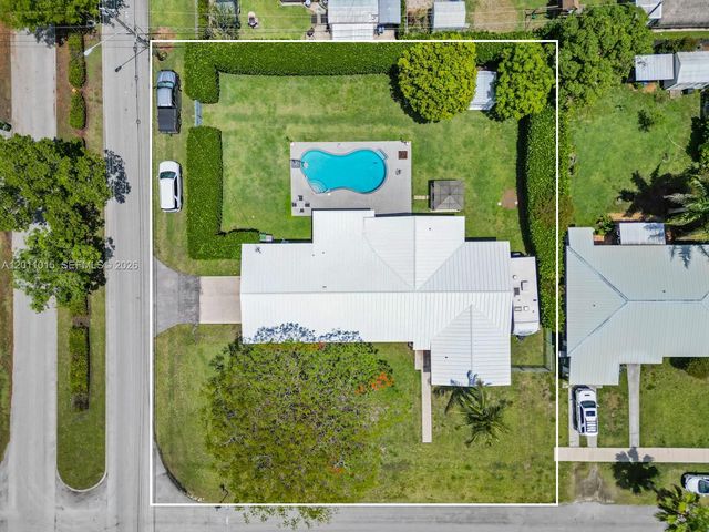81 NW 18th St, Homestead, FL 33030