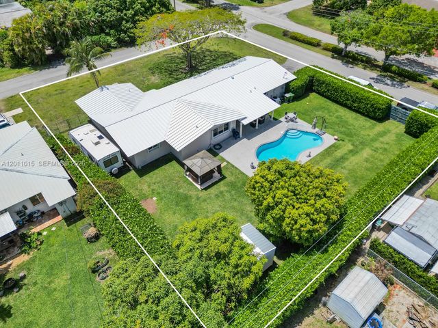 81 NW 18th St, Homestead, FL 33030