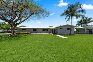 81 NW 18th St, Homestead, FL 33030
