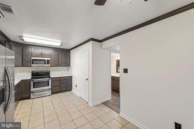 109 ASH HOLLOW DR, Winchester, VA 22602