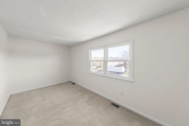 109 ASH HOLLOW DR, Winchester, VA 22602