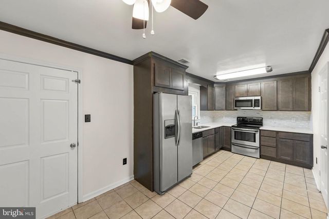 109 ASH HOLLOW DR, Winchester, VA 22602