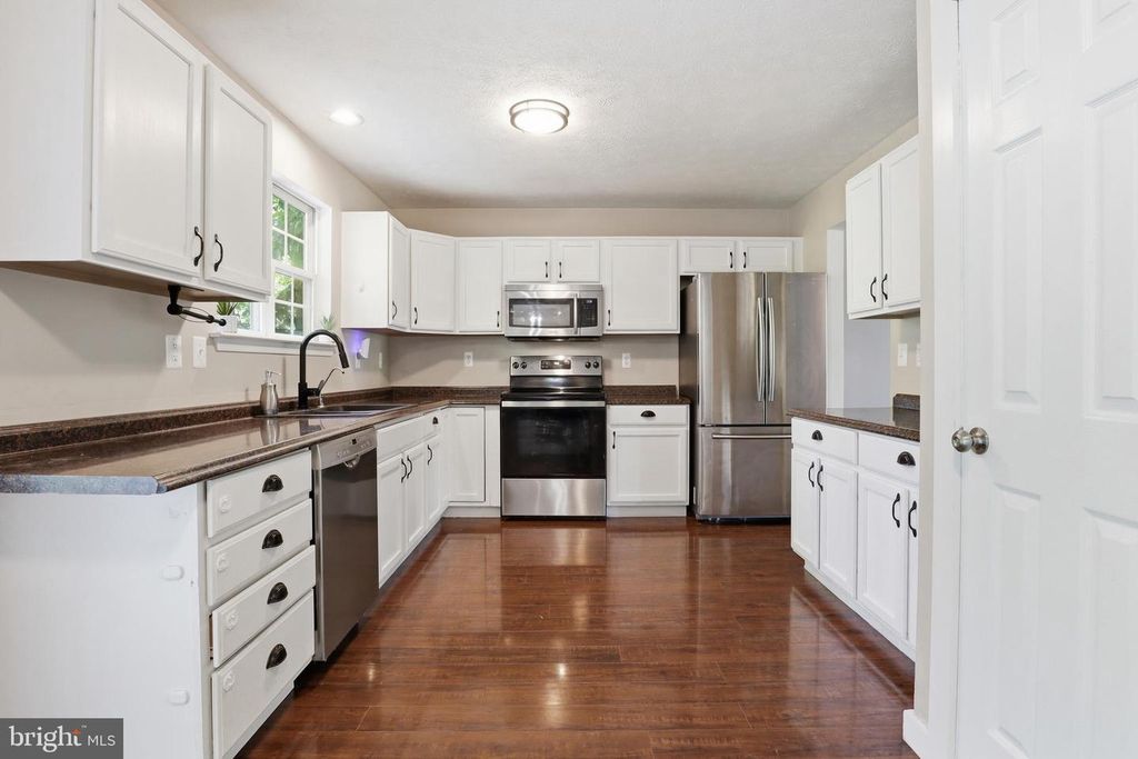 Image 8 of property listing at 24 TOPEKA CT, Conowingo, MD 21918