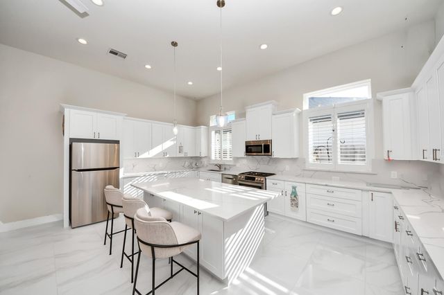 10319 Anchorage Passage, Richmond, TX 77407