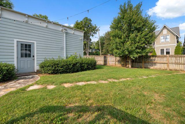 1711 Sevier St, Nashville, TN 37206