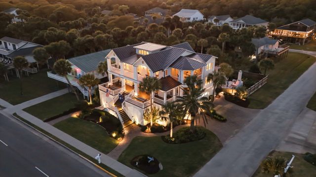 601 Palmetto Boulevard, Edisto Island, SC 29438