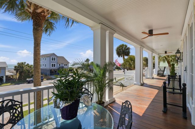 601 Palmetto Boulevard, Edisto Island, SC 29438