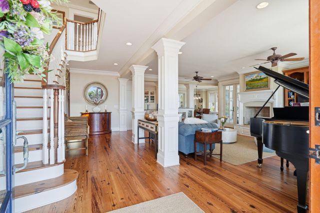 601 Palmetto Boulevard, Edisto Island, SC 29438