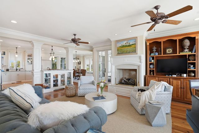 601 Palmetto Boulevard, Edisto Island, SC 29438