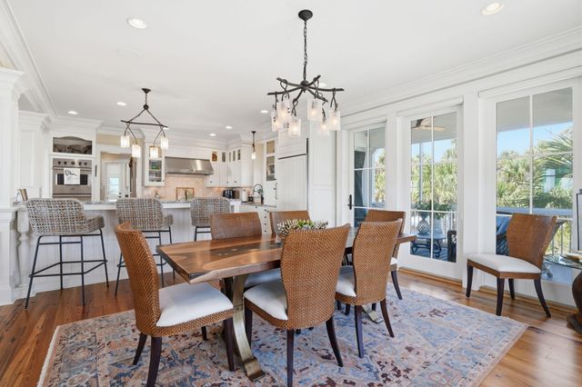 601 Palmetto Boulevard, Edisto Island, SC 29438