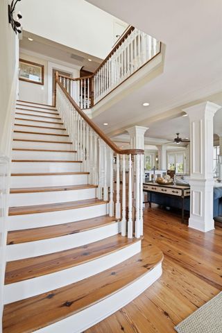 601 Palmetto Boulevard, Edisto Island, SC 29438