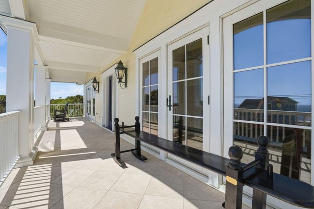 601 Palmetto Boulevard, Edisto Island, SC 29438