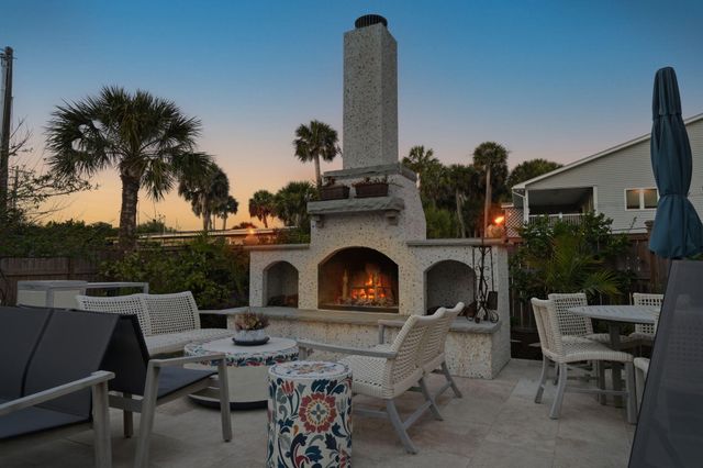 601 Palmetto Boulevard, Edisto Island, SC 29438