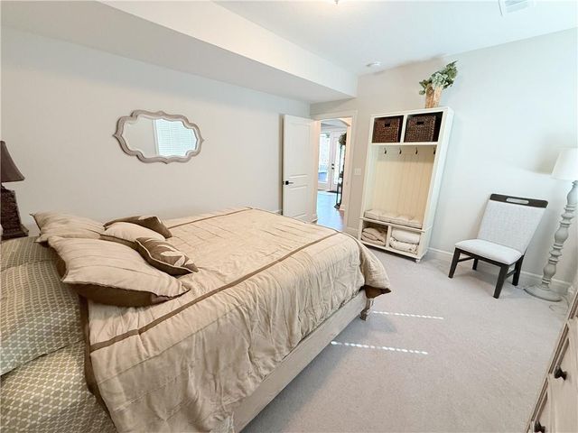 814 Creekmoor Drive, Raymore, MO 64083