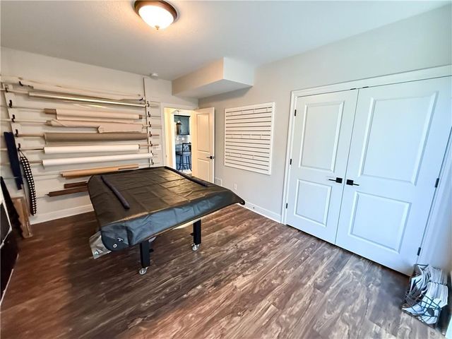 814 Creekmoor Drive, Raymore, MO 64083