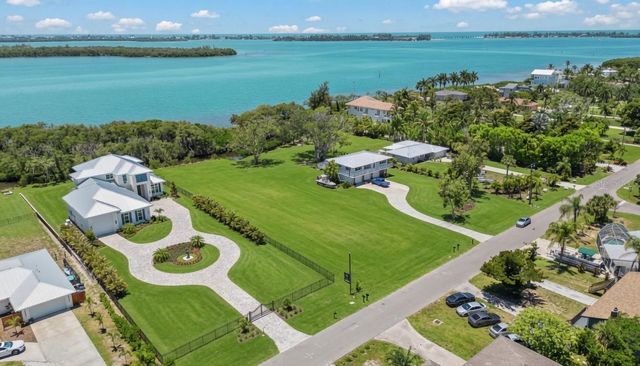 9912 46TH AVENUE W, Bradenton, FL 34210
