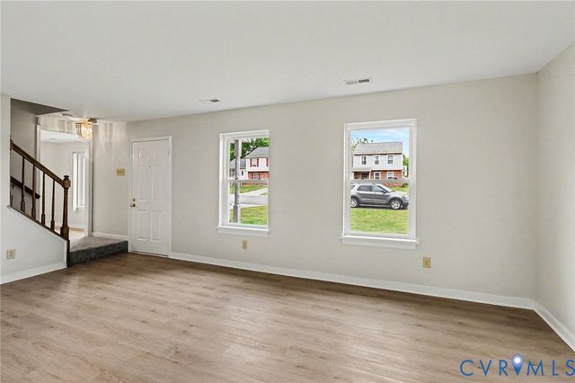 1116 Leslie Ann Dr, Henrico, VA 23223
