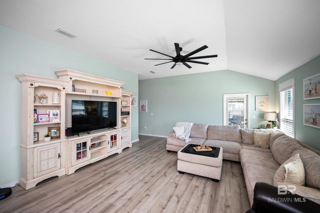 18260 Memphis Way, Robertsdale, AL 36567