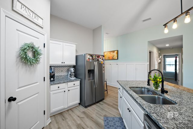 18260 Memphis Way, Robertsdale, AL 36567