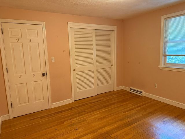 17 Pondview Rd, Sudbury, MA 01776
