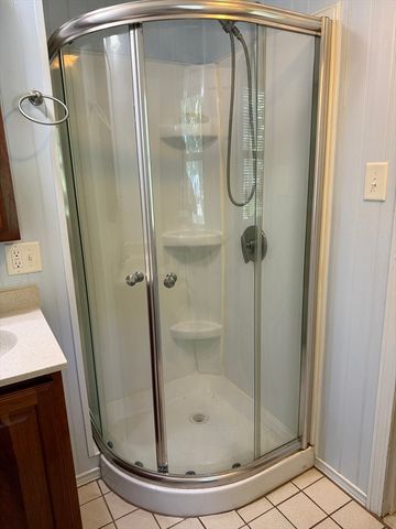 17 Pondview Rd, Sudbury, MA 01776