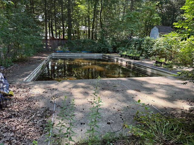 17 Pondview Rd, Sudbury, MA 01776